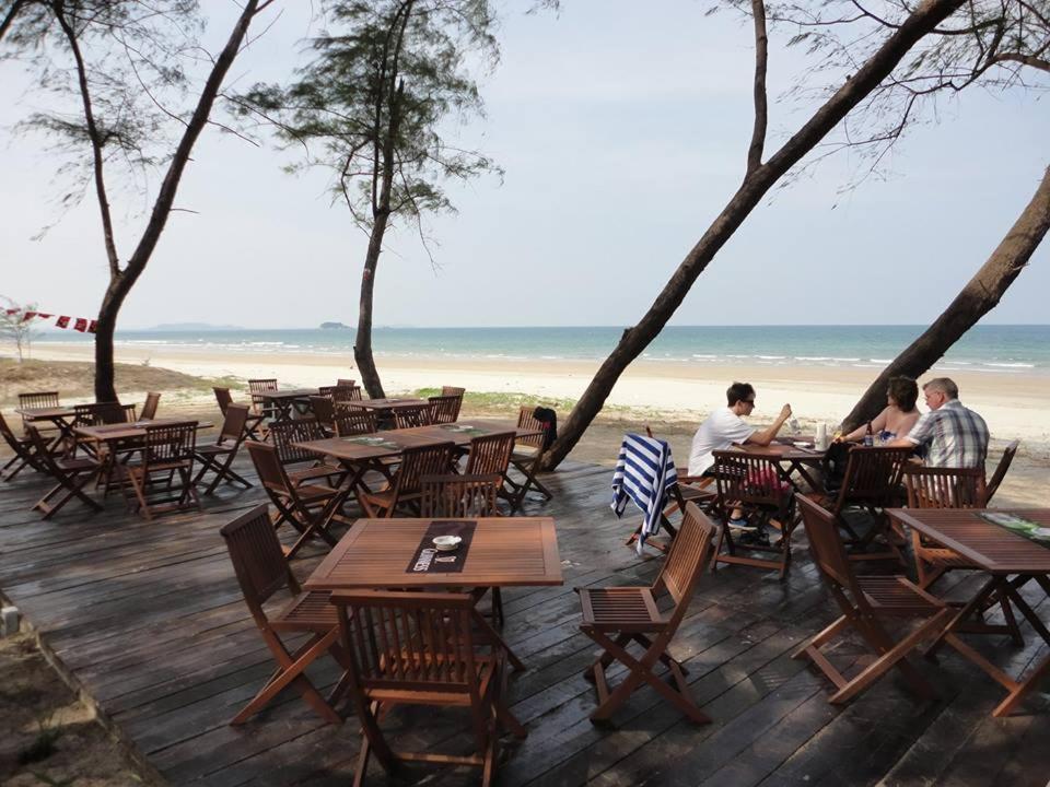 Samsuria Beach Apartment Resort Cherating Εξωτερικό φωτογραφία